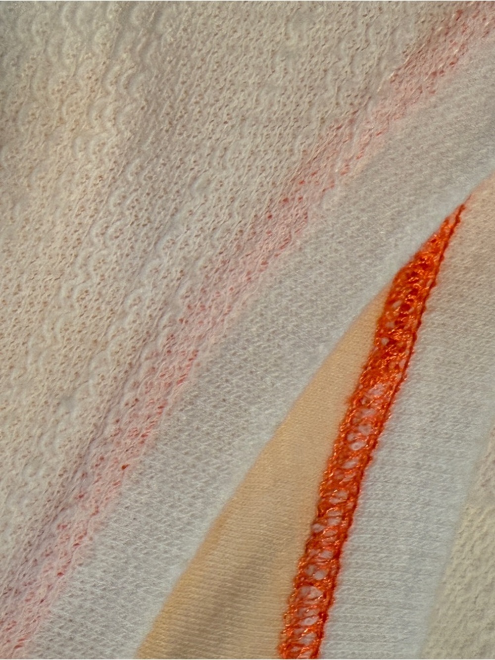 Columbia Pullover - Picture 7 of 9